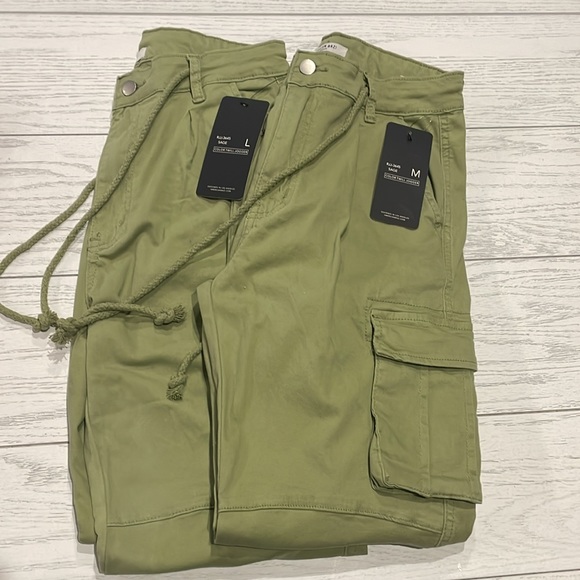 Solid Cargo Jogger - Picture 5 of 6